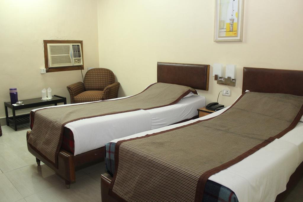Hotel Bengal International Сіліґурі Номер фото